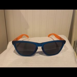 Oakley Frogskin Sunglasses